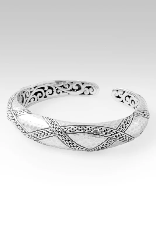 bracelet chains for women -Tranquil Spirit Cuff™ in Chainlink