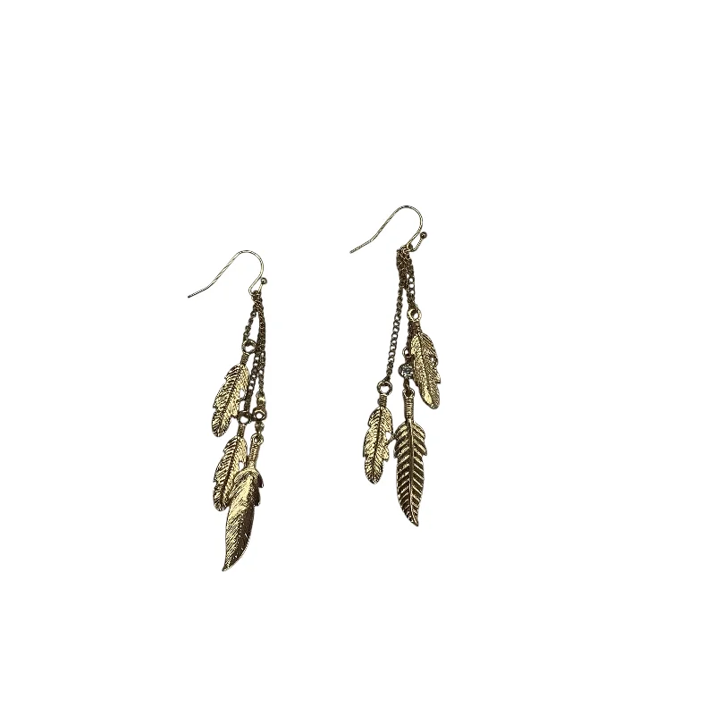 cluster earrings for women -Earrings Dangle/Drop By Cme In Gold