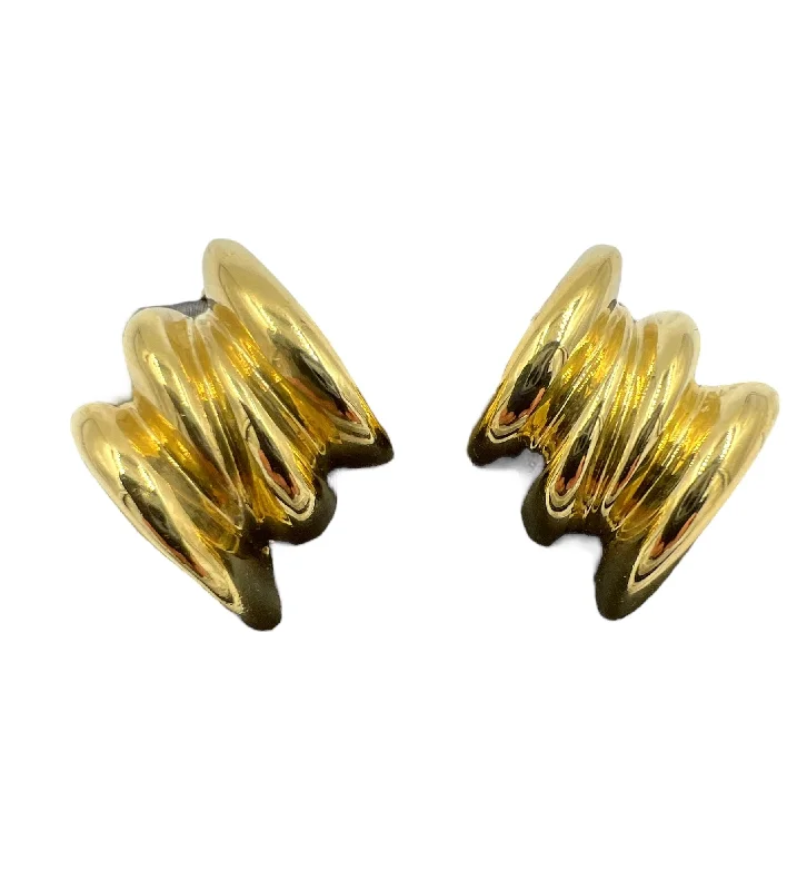 birthstone earrings for women -Tiffany Ribbed Yellow Gold Clip On Earrings